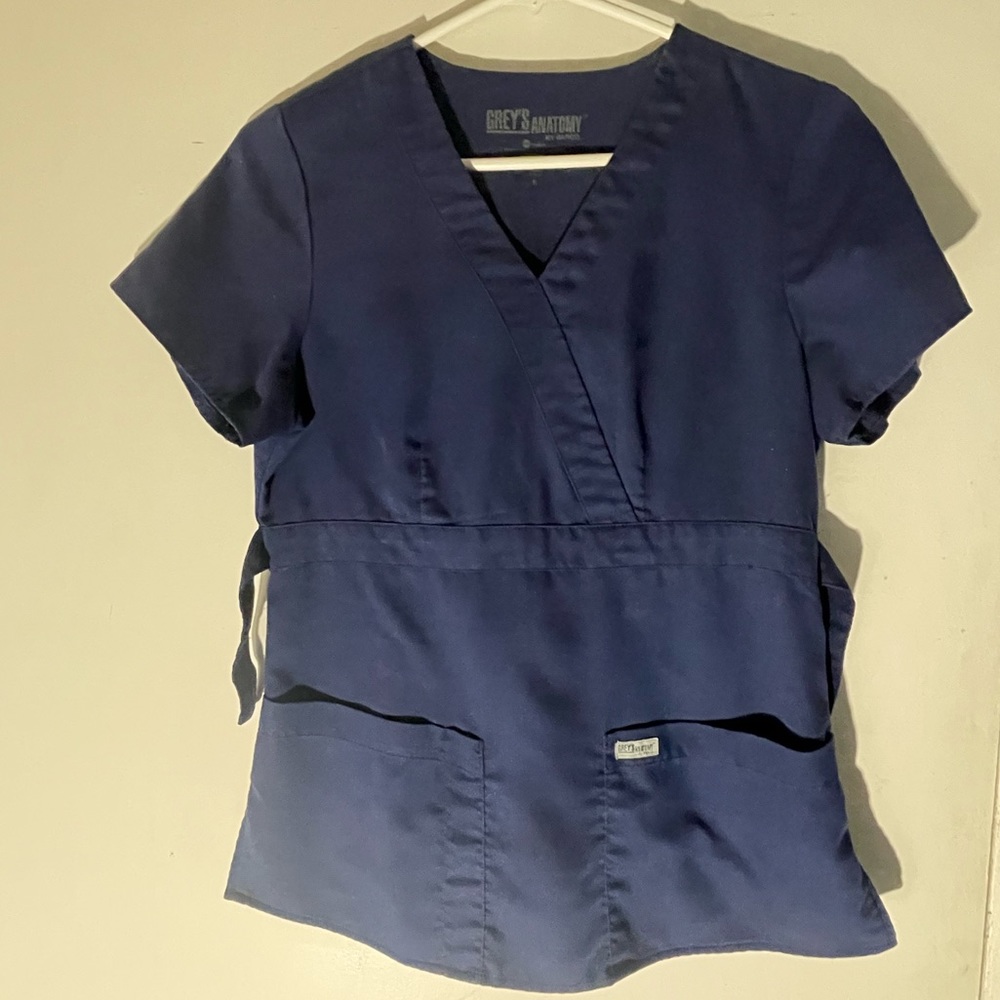 ✨LAST CHANCE ✨Grey’s Anatomy scrub top
